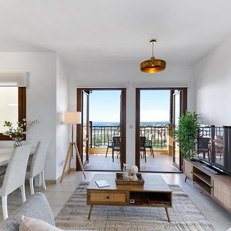 1 Bedroom Apartment Pyrgos With Beautiful Sea And Sunset Views, Aphrodite Hills Resort Куклия Экстерьер фото
