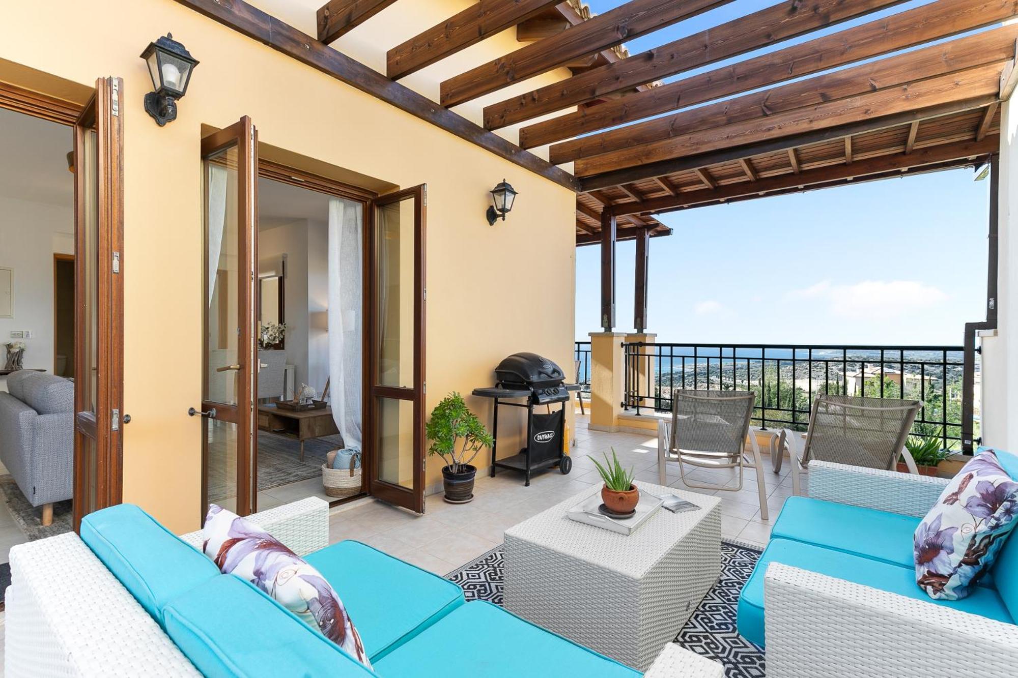 1 Bedroom Apartment Pyrgos With Beautiful Sea And Sunset Views, Aphrodite Hills Resort Куклия Экстерьер фото