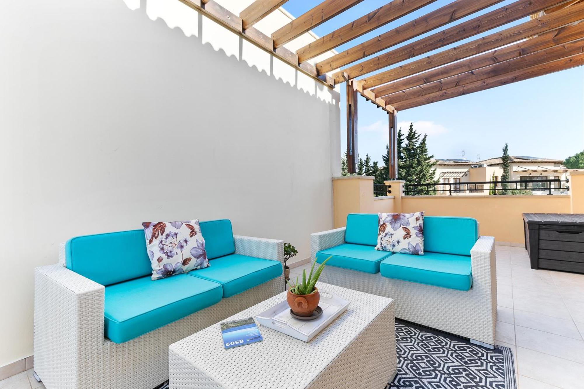 1 Bedroom Apartment Pyrgos With Beautiful Sea And Sunset Views, Aphrodite Hills Resort Куклия Экстерьер фото