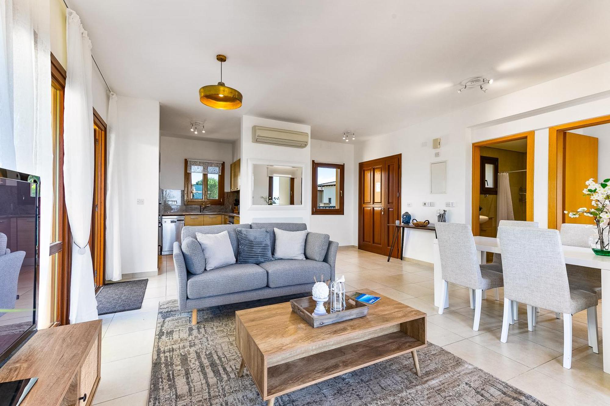 1 Bedroom Apartment Pyrgos With Beautiful Sea And Sunset Views, Aphrodite Hills Resort Куклия Экстерьер фото