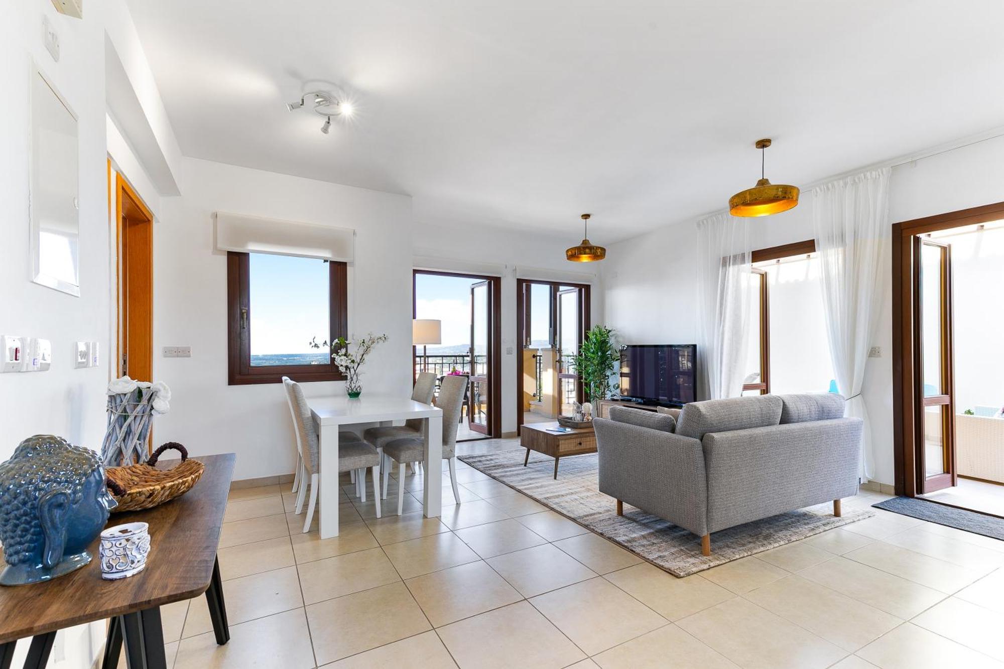 1 Bedroom Apartment Pyrgos With Beautiful Sea And Sunset Views, Aphrodite Hills Resort Куклия Экстерьер фото